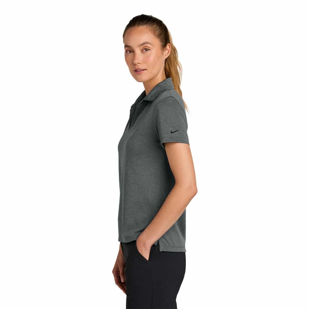 Nike-NKFQ4793-sm-Anthracite-2